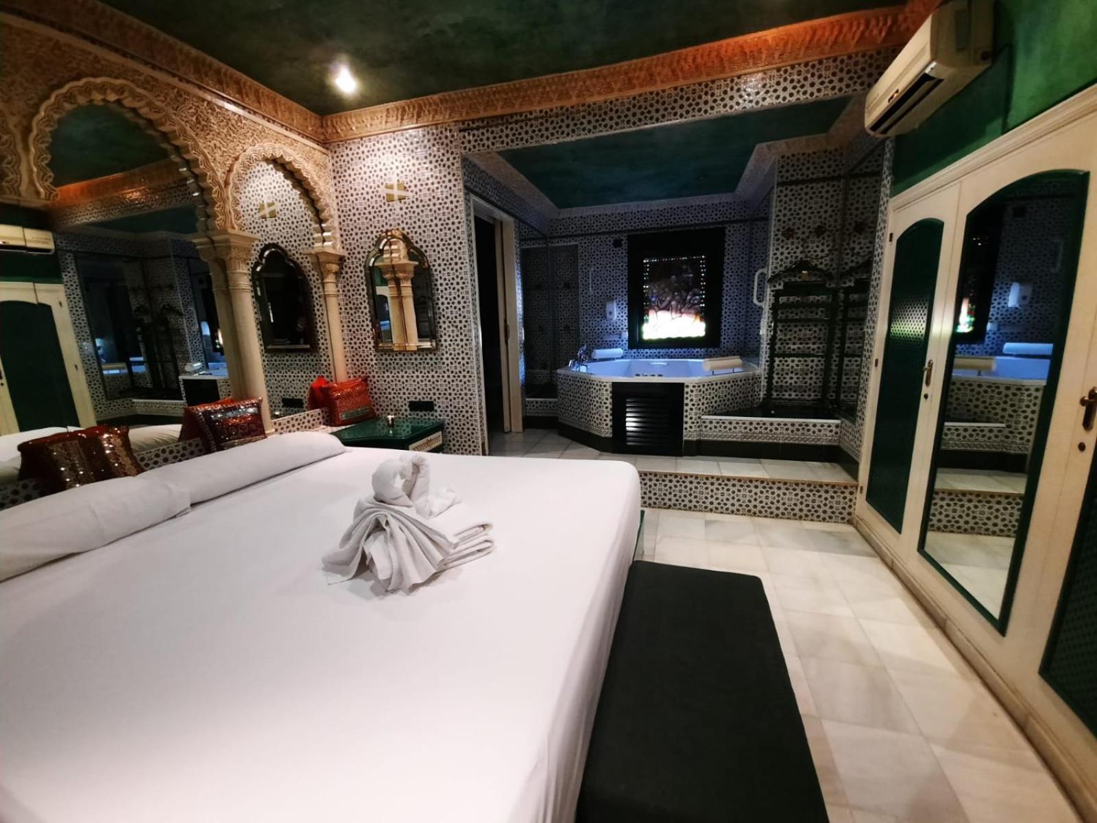 Avenida Andalucia - Solo Adultos Maison d'hôtes