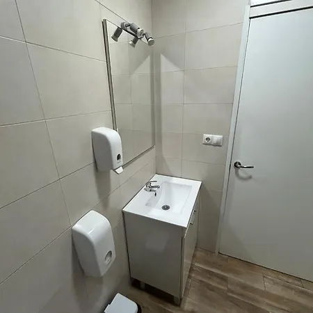 Hostal Avenida Andalucia - Solo Adultos Seville Exterior photo