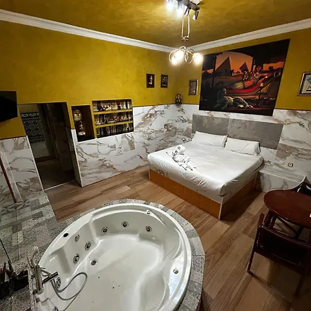 Hostal Avenida Andalucia - Solo Adultos Seville Exterior photo