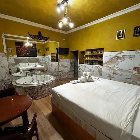 Hostal Avenida Andalucia - Solo Adultos Seville Exterior photo