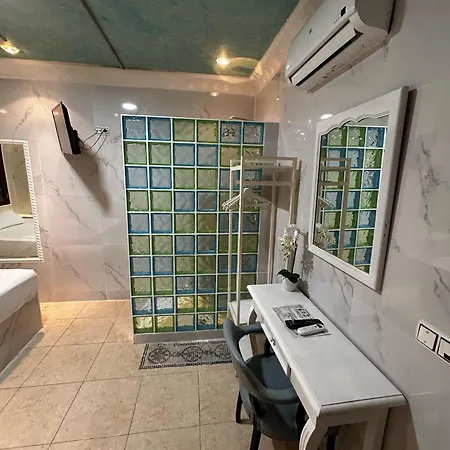 Hostal Avenida Andalucia - Solo Adultos Seville Exterior photo