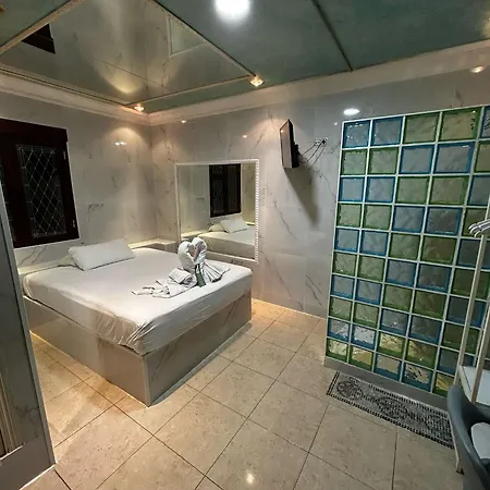 Hostal Avenida Andalucia - Solo Adultos Seville Exterior photo